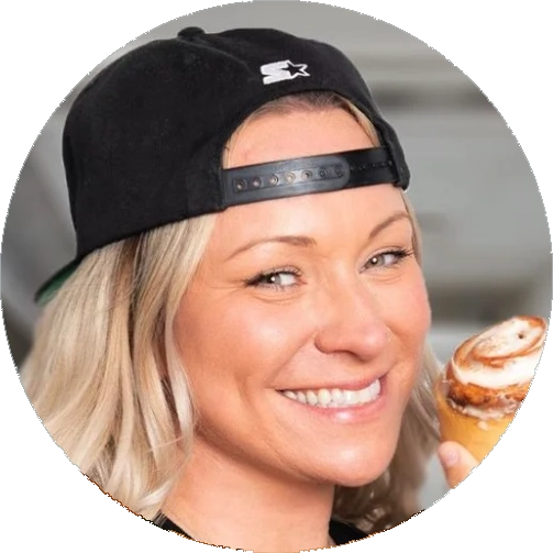 Lindsay all about the cinnamon profile pic