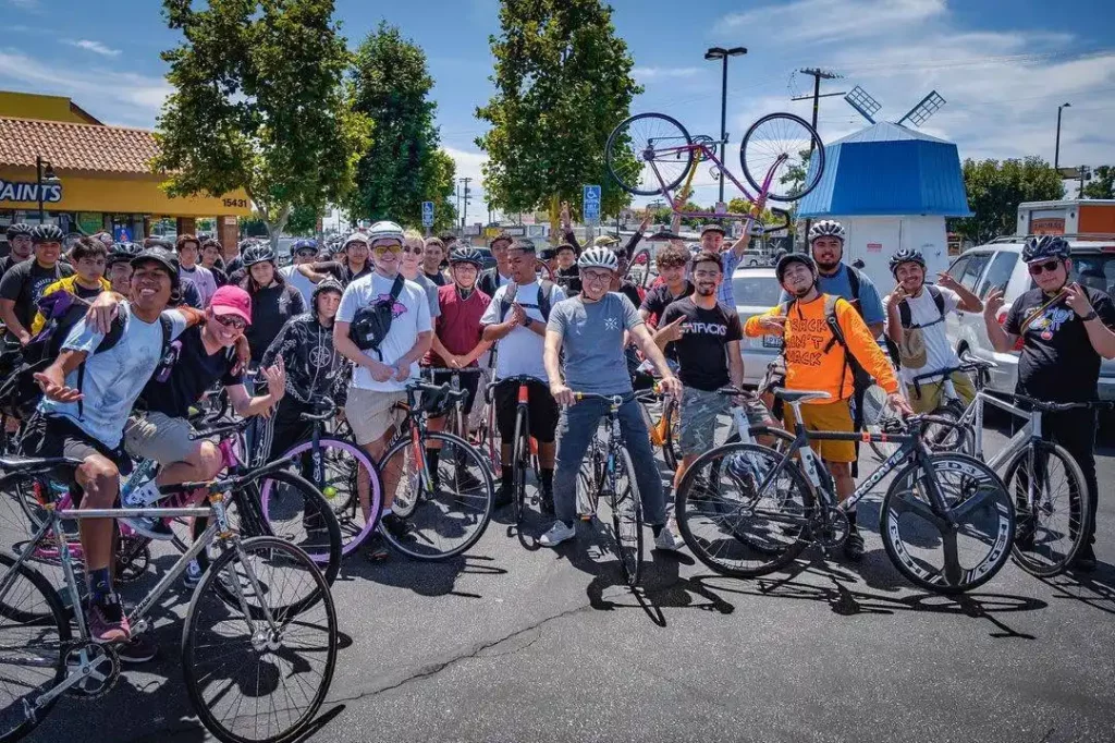 About datsen agency (1)